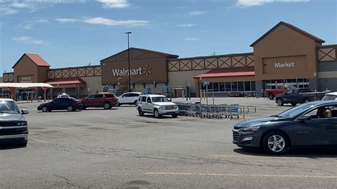 Walmart gaylord mi - Want to see what we've got in store? We're conveniently located at 950 Edelweiss Parkway, Gaylord, MI 49735 and are here every day from 6 am. Have any questions or are looking for something specific? Give our knowledgeable associates a call at 989-732-8090 and someone will be happy to help you find what you need.